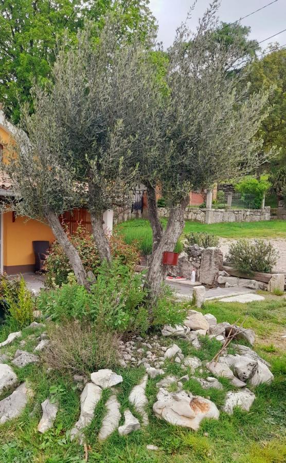 Kuca Za Odmor Lana Apartman Kršan Kültér fotó